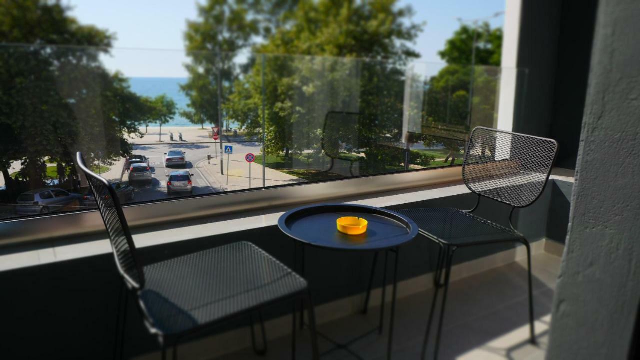 H&M Hotel Vlorë Exterior foto